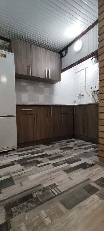 Дом с отдельным входом и двором