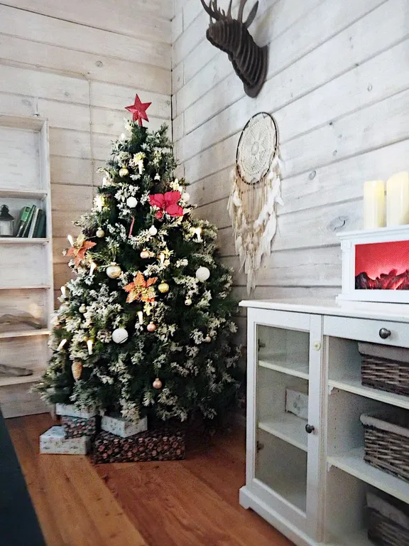 Шикарный дом среди сосен