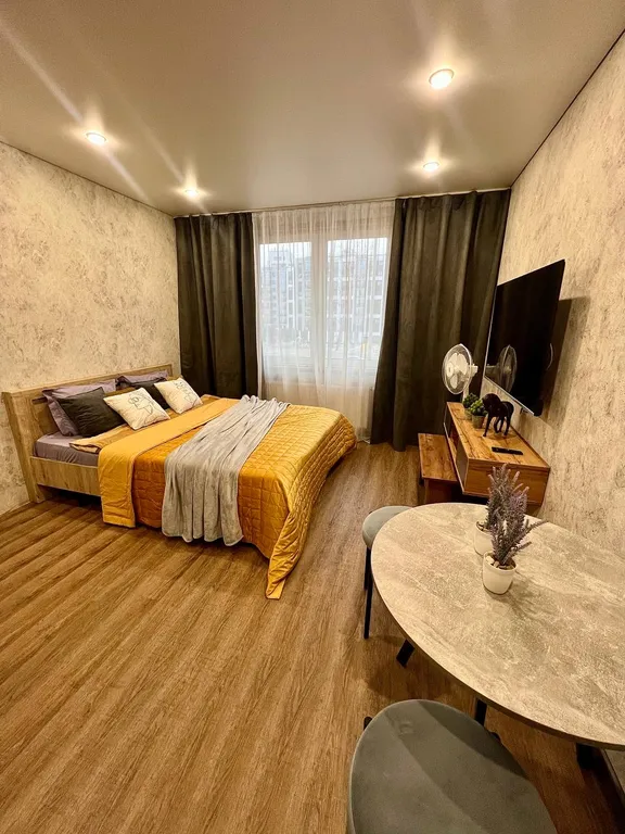 Квартира Квартира Стильная студия в районе Горячего источника Волна — Тюмень