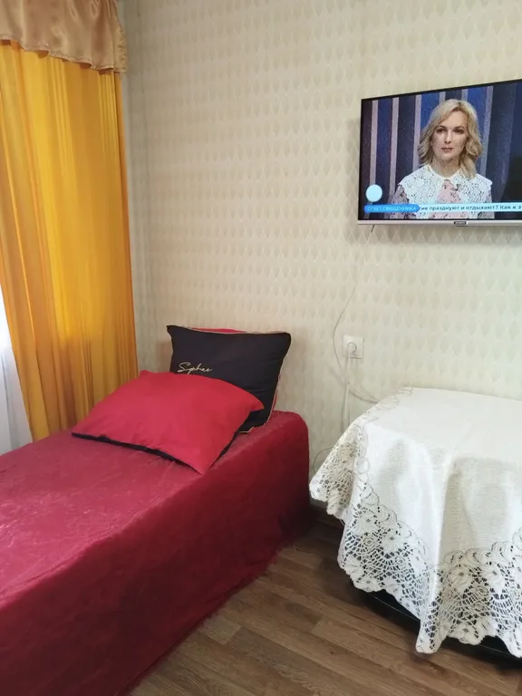 Центр у кремля рядом с 400 летним дубом. Есть отчетные документы.