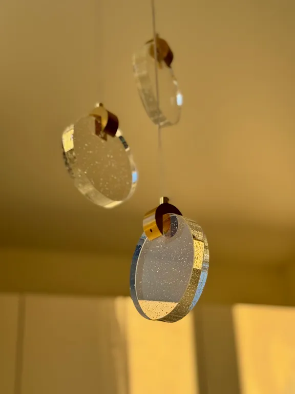 Дизайнерская квартира и бассейн на территории комплекса