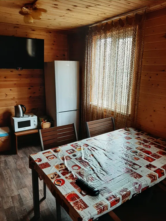 Уютный коттедж в лесу на берегу реки