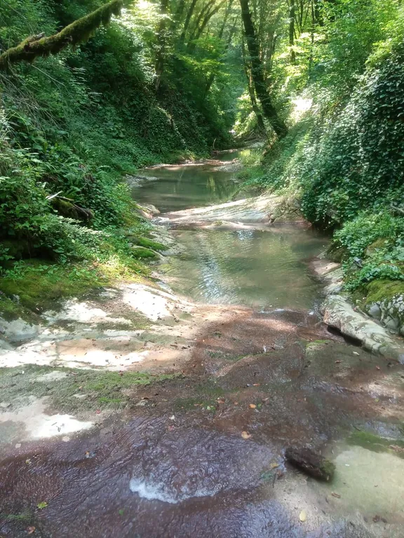 Новый дом с видами на море для приватного отдыха