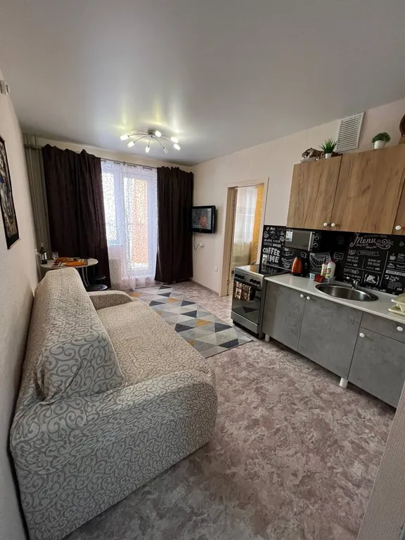 Современнaя, чистая, уютнaя квартира c очень хорошим ремонтом