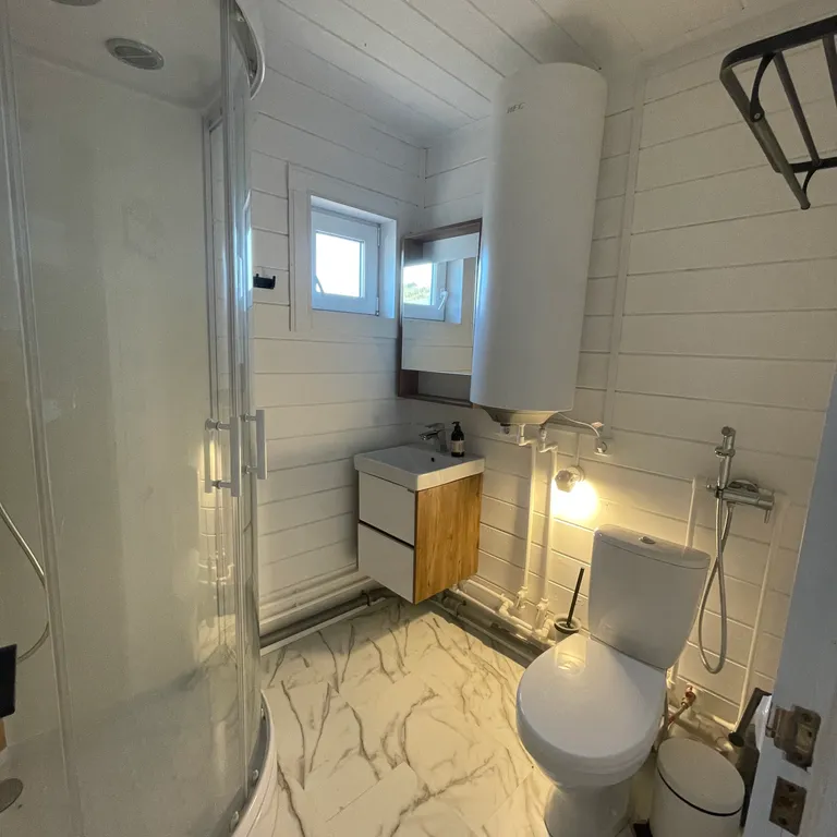 Коттедж Домик в горах Cherrychillvillage — Лучистое