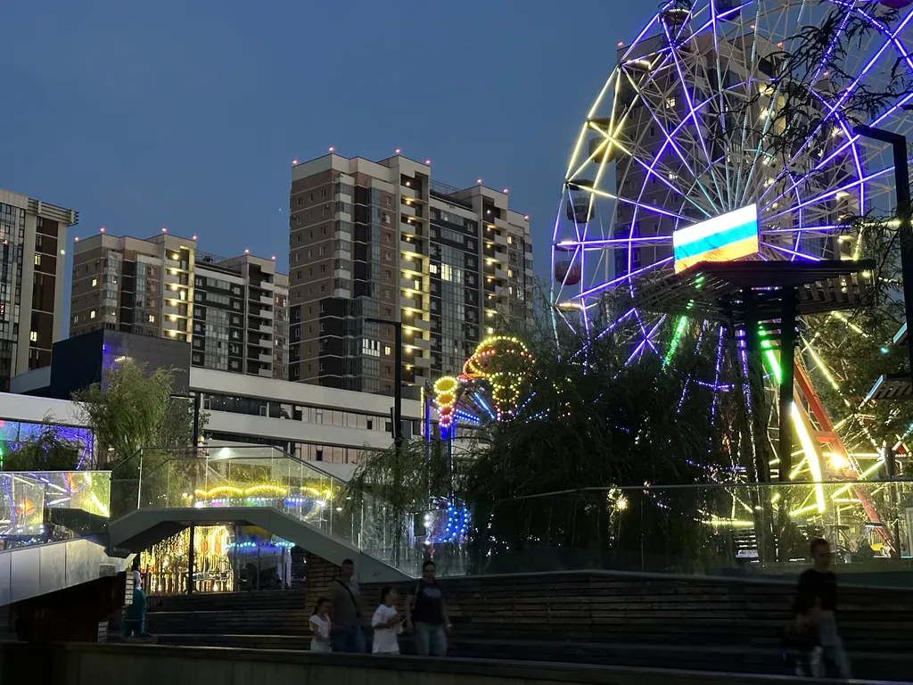 Уютная квартира-студия с потрясающим видом на море и город  в центре