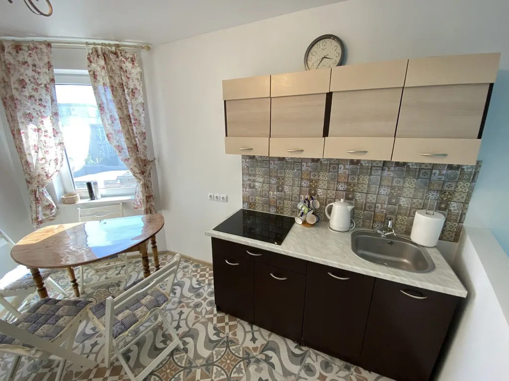 Отдельный дом с двором