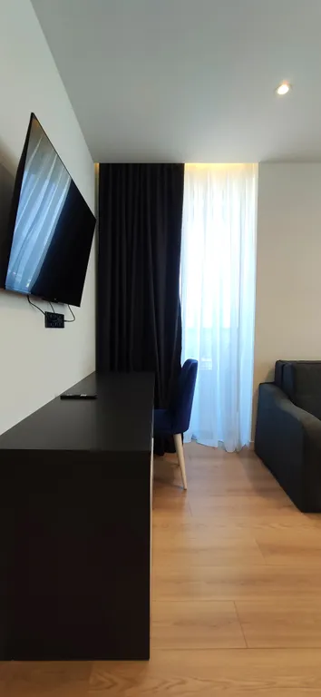 Апартамент в элитном комплексе у моря и парка с бассейном и спа-зоной