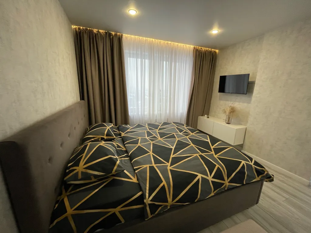 Уютная З комнатная квартира на 19 этаже — аренда посуточно в Пермь