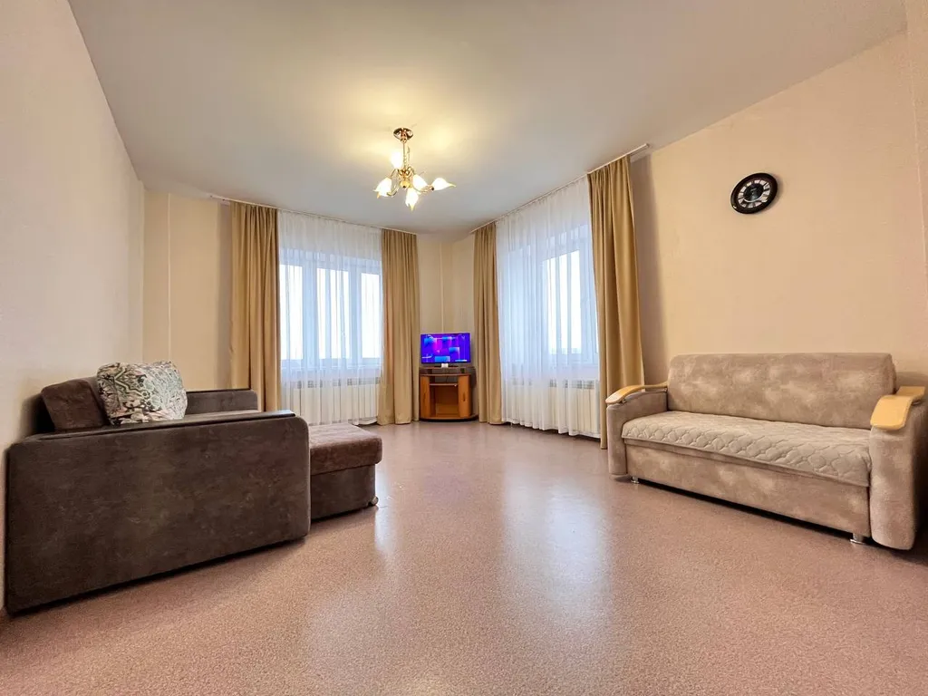 Уютная большая 2х комн квартира от Марат Дом