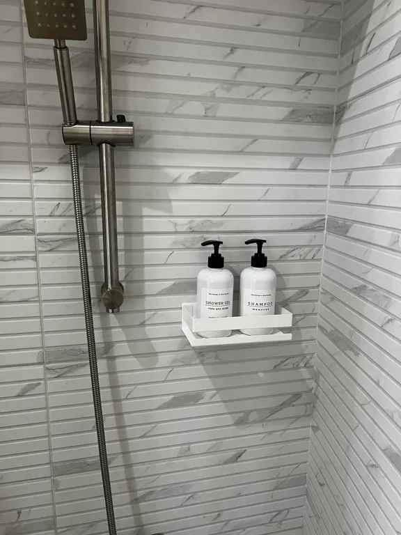 Новая студия в самом центре Гродно с видом на пешеходную улицу