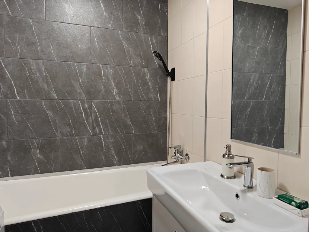 Уютная двухкомнатная квартира в очень удобном месте