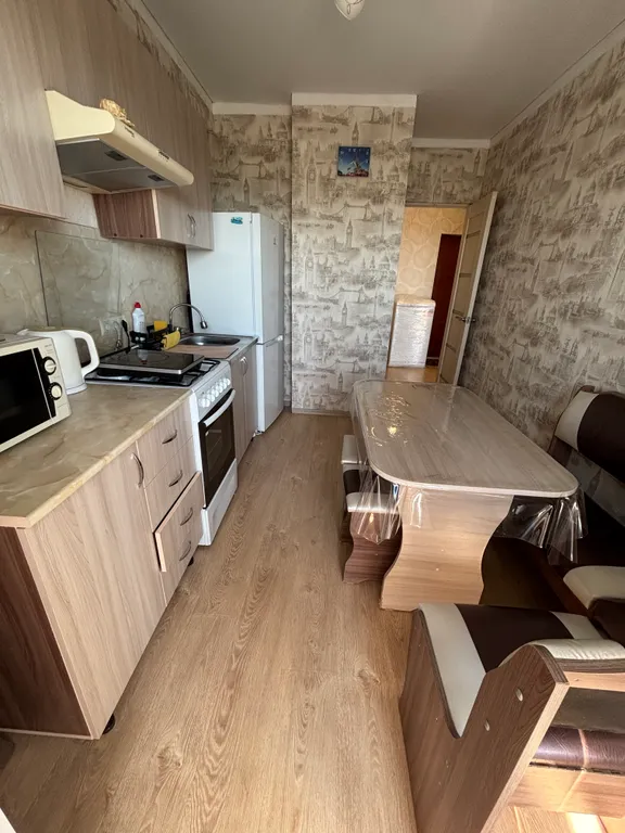 Квартира Видовая 1-к квартира в 5 минутах от моря, Гагра, 42 кв, 3 кровати — Гагра