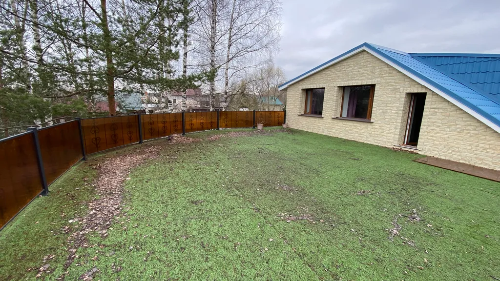 Коттедж Прекрасный дом на озере рядом с Екатерининским дворцом — Малое Карлино