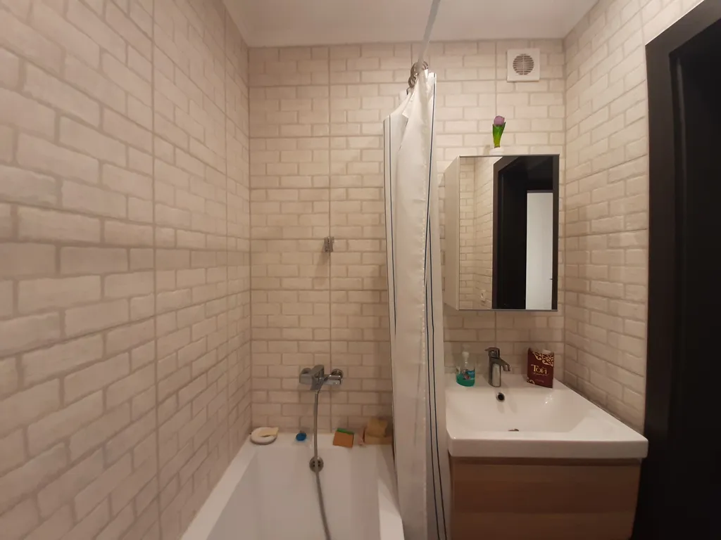 Комфортная двухкомнатная квартира в Зеленоградске