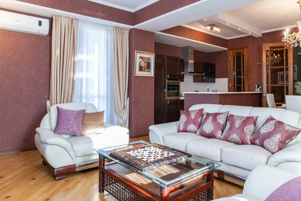 Просторная квартира в центре города около Мзиури парка