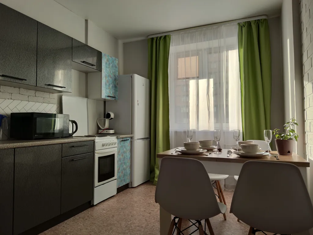 Квартира Двухкомнатная квартира у ГУОР Локомотив — Ярославль