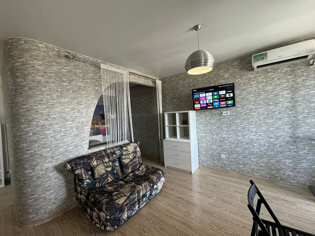 Квартира Уютная и современная квартира — Симферополь