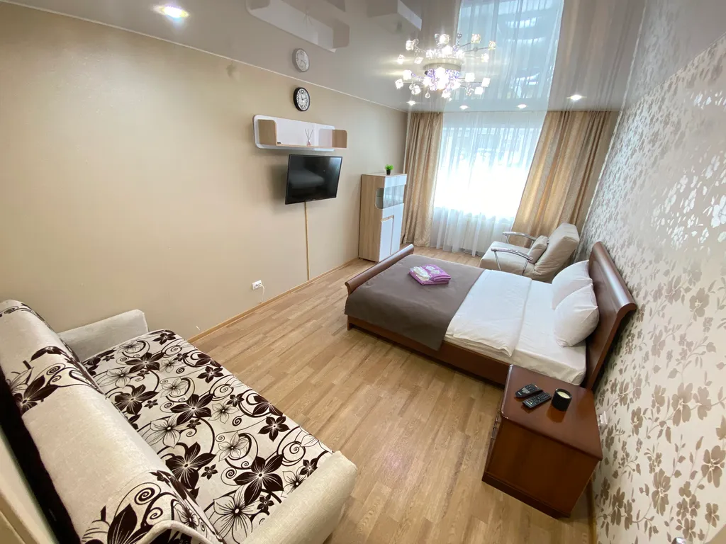 Квартира Просторная двухкомнатная — аренда посуточно в Чебоксары