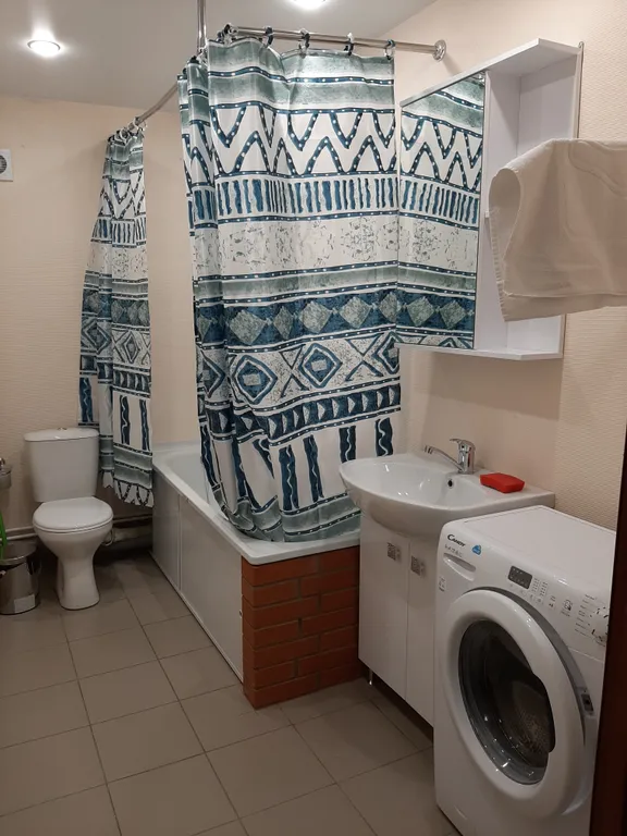 Suite – двухкомнатный номер, с «гостиной» и спальней.