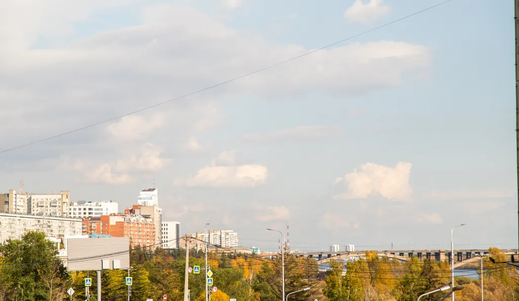 Просторная двухкомнатная квартира на берегу Енисея