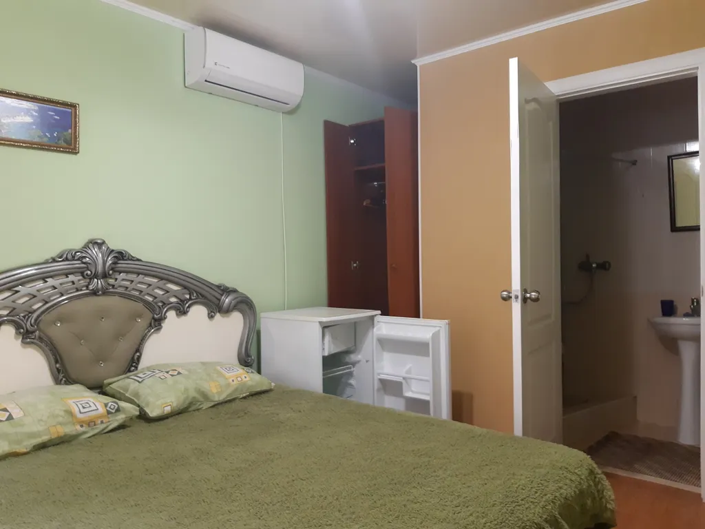 Квартира Мини отель Злата-Виктория — аренда посуточно в Феодосия