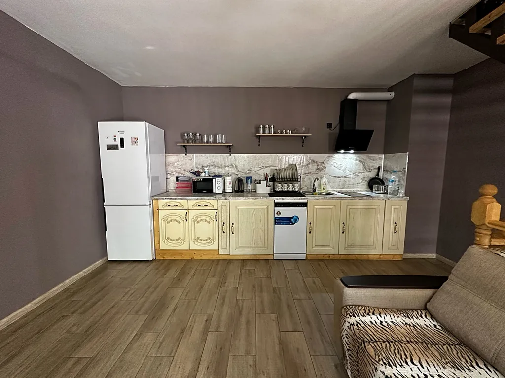 Коттедж Дом вблизи Суздальских озер с зоной отдыха и прудом — Санкт-Петербург