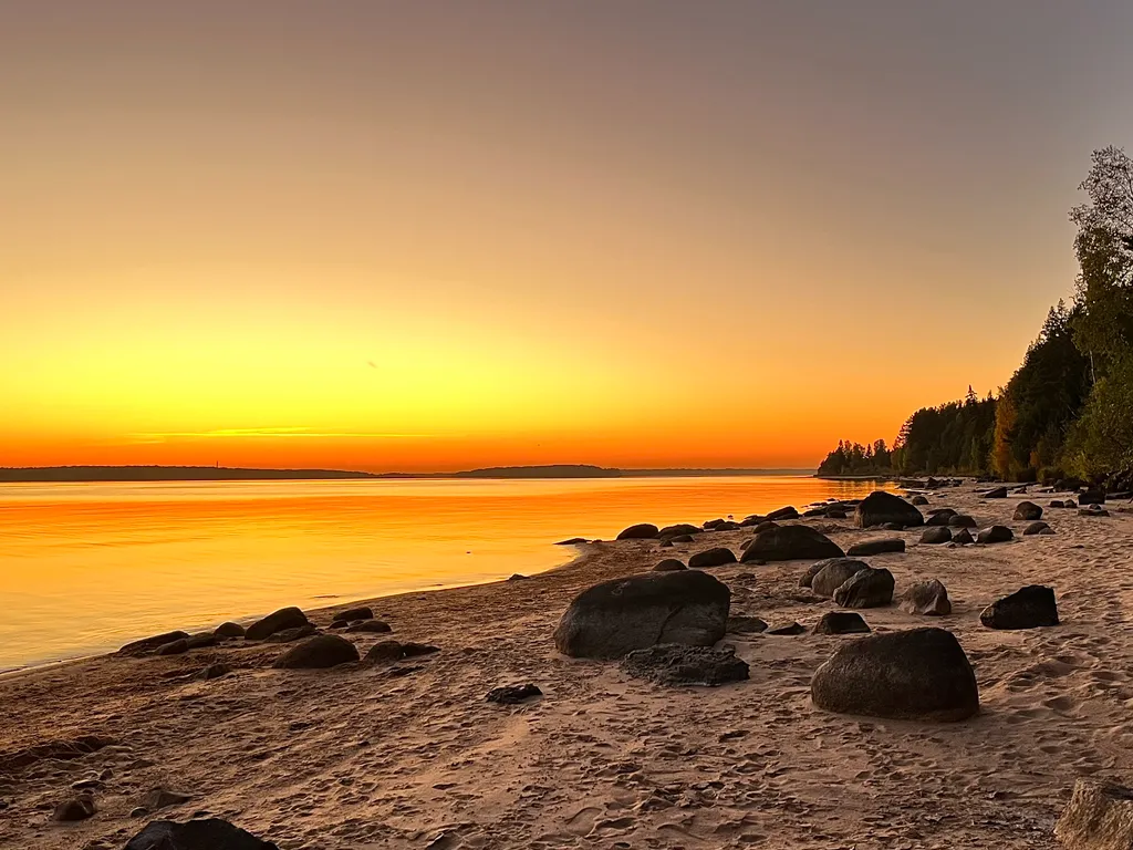 Коттедж Дизайнерский коттедж на берегу озера Волго на Селигере — Турбаза Чайка