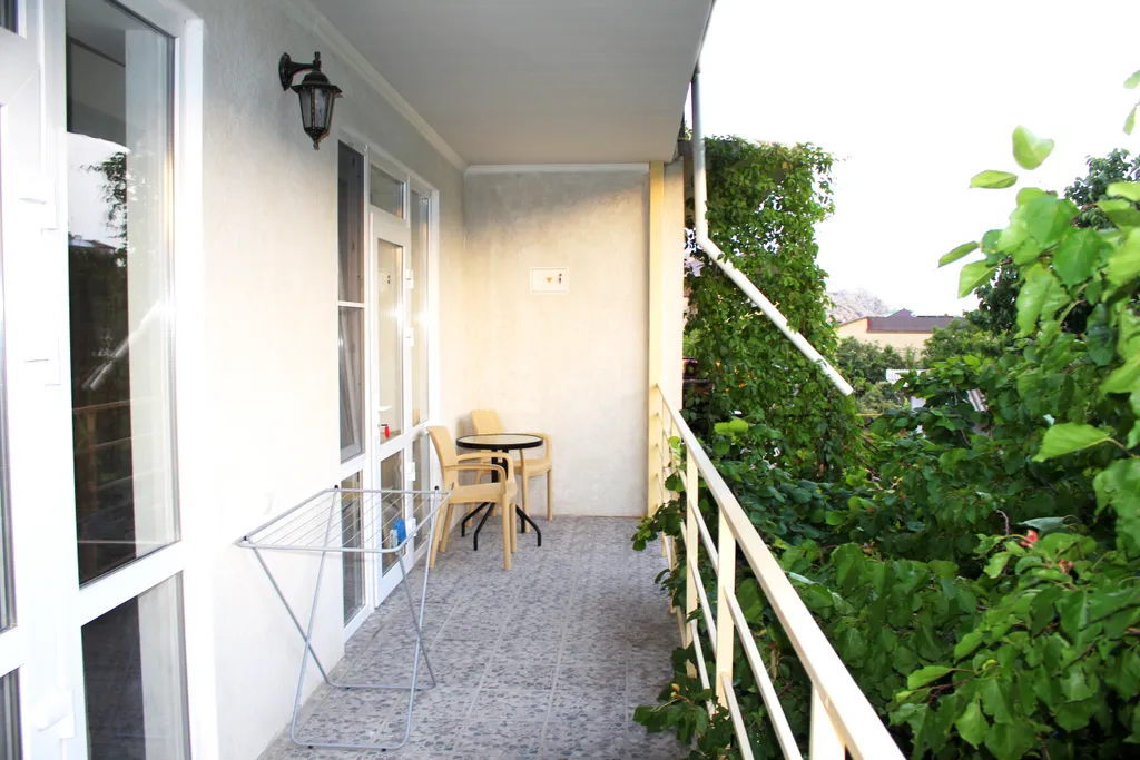 Трехместный номер Комфорт 2 этаж