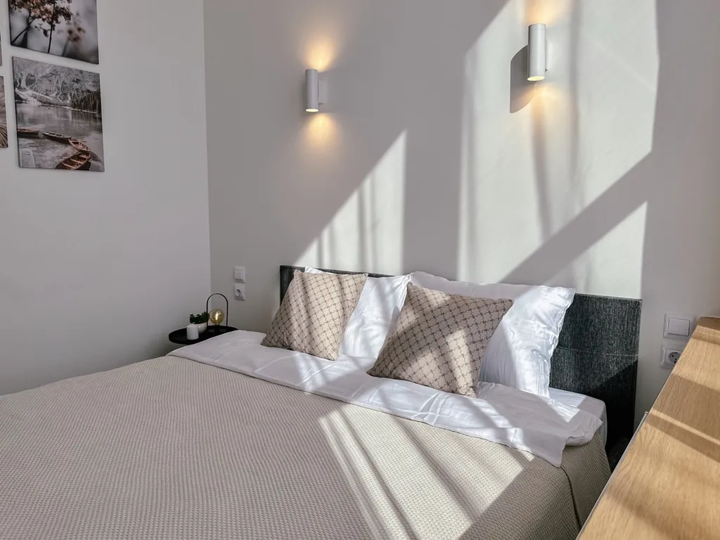 А.В. Апартаменты БЦ Аметист