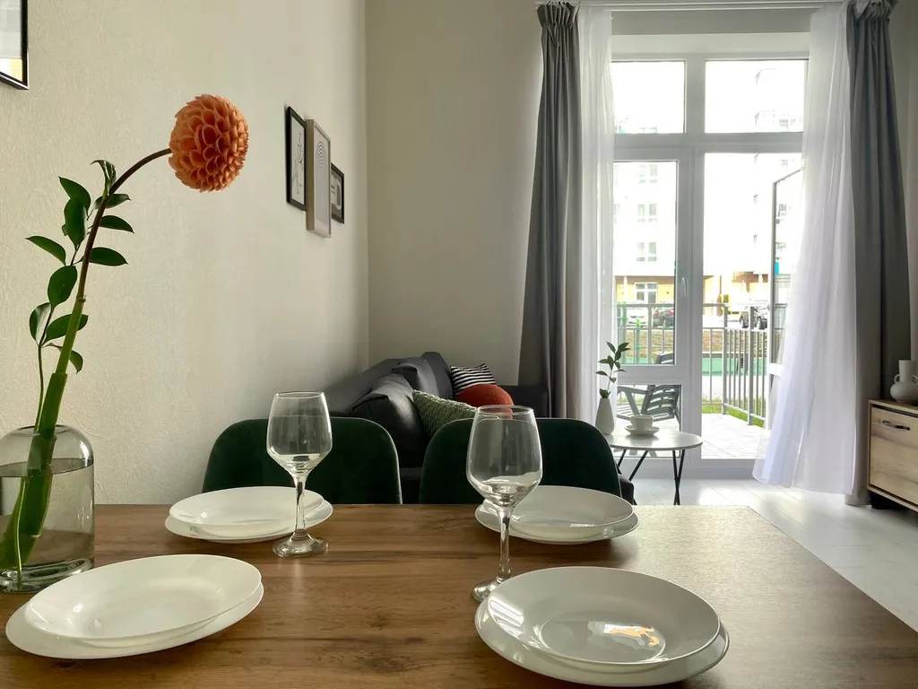 Евродвушка со своей террасой и высокими потолками