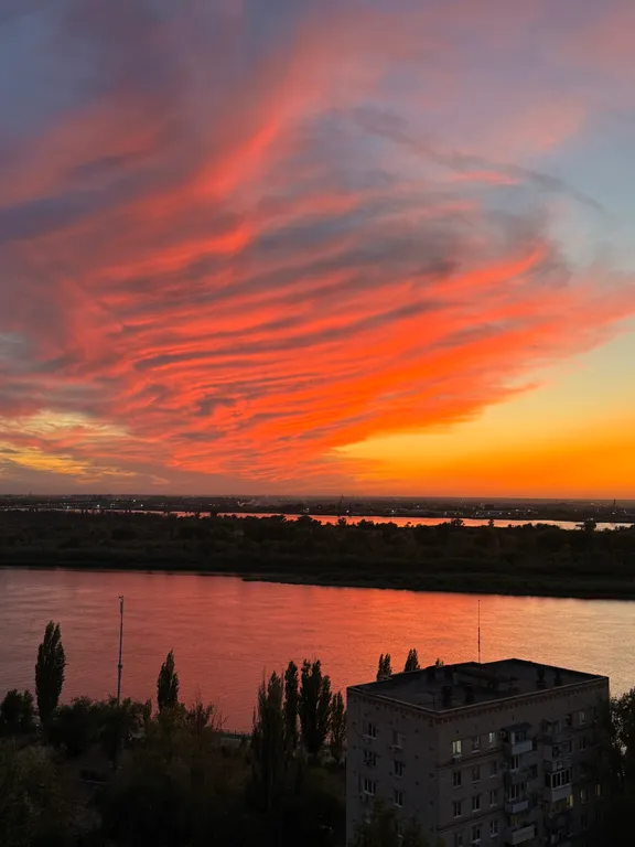 Видовая квартира на Волгу — аренда посуточно в Астрахань