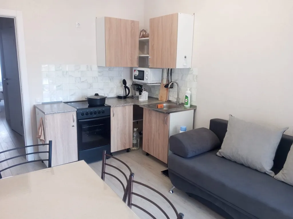 Апартаменты для большой семьи с бассейном