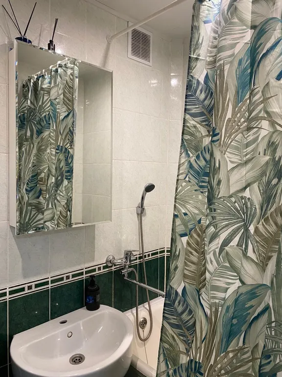 Квартира на 6 мест на Геологической. Отлично для командировочных.