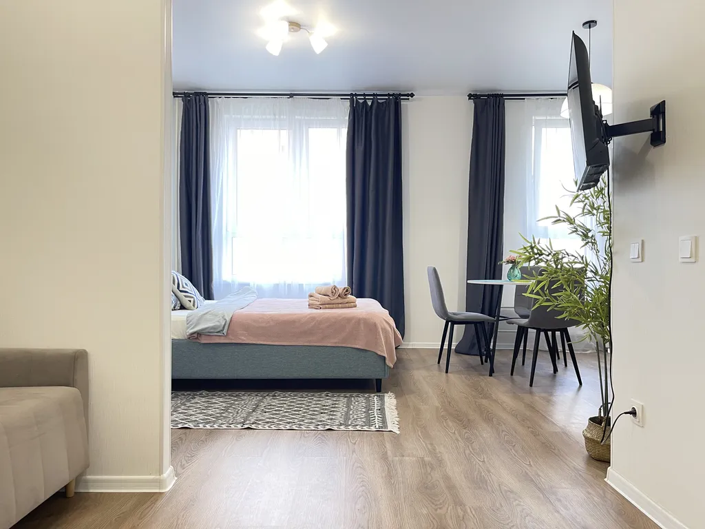 Большая квартира-студия с ванной для 3х гостей