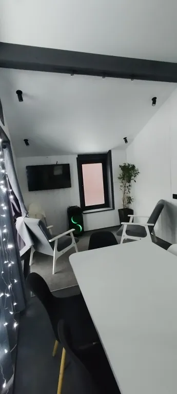 Уютный дом на две семьи в коттеджном поселке