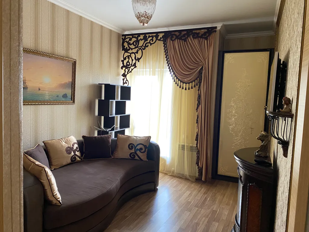 Уютная квартира с собственным двориком