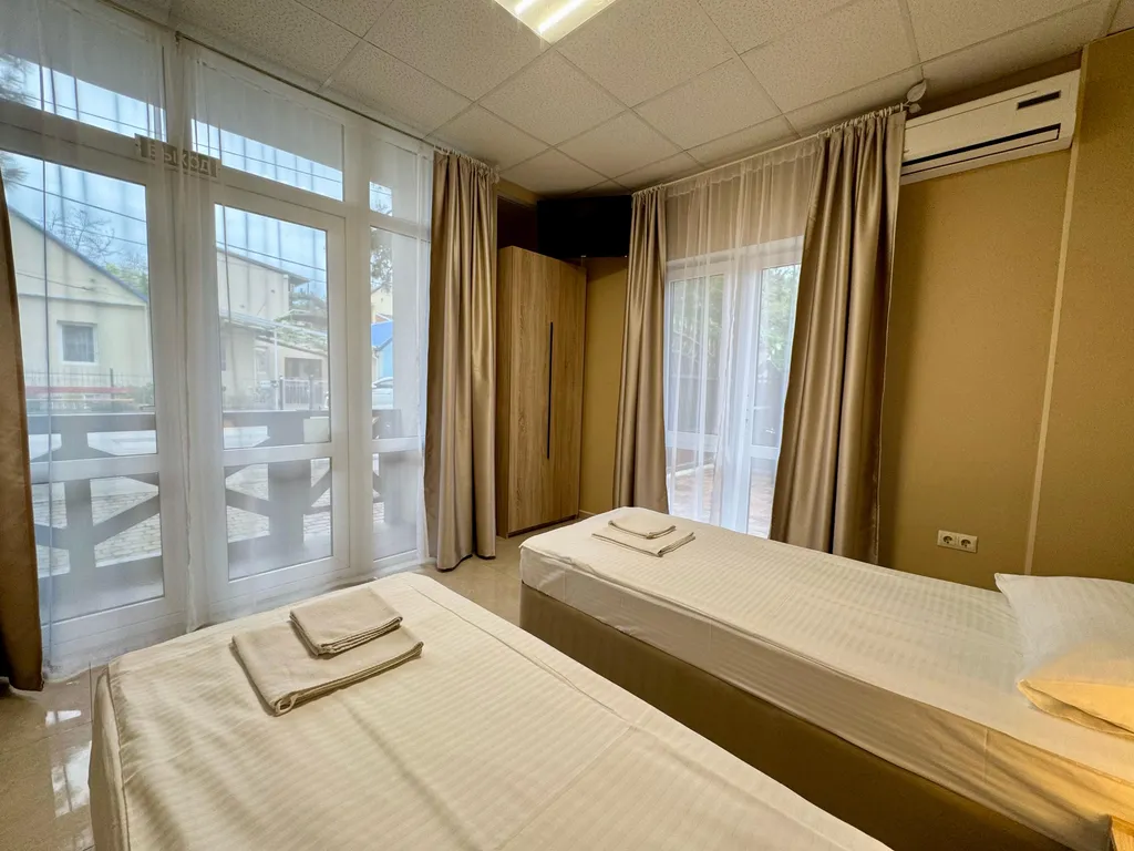 Квартира Квартира Двухкомнатный номер с кухней 1 этаж с отдельным входом — Геленджик