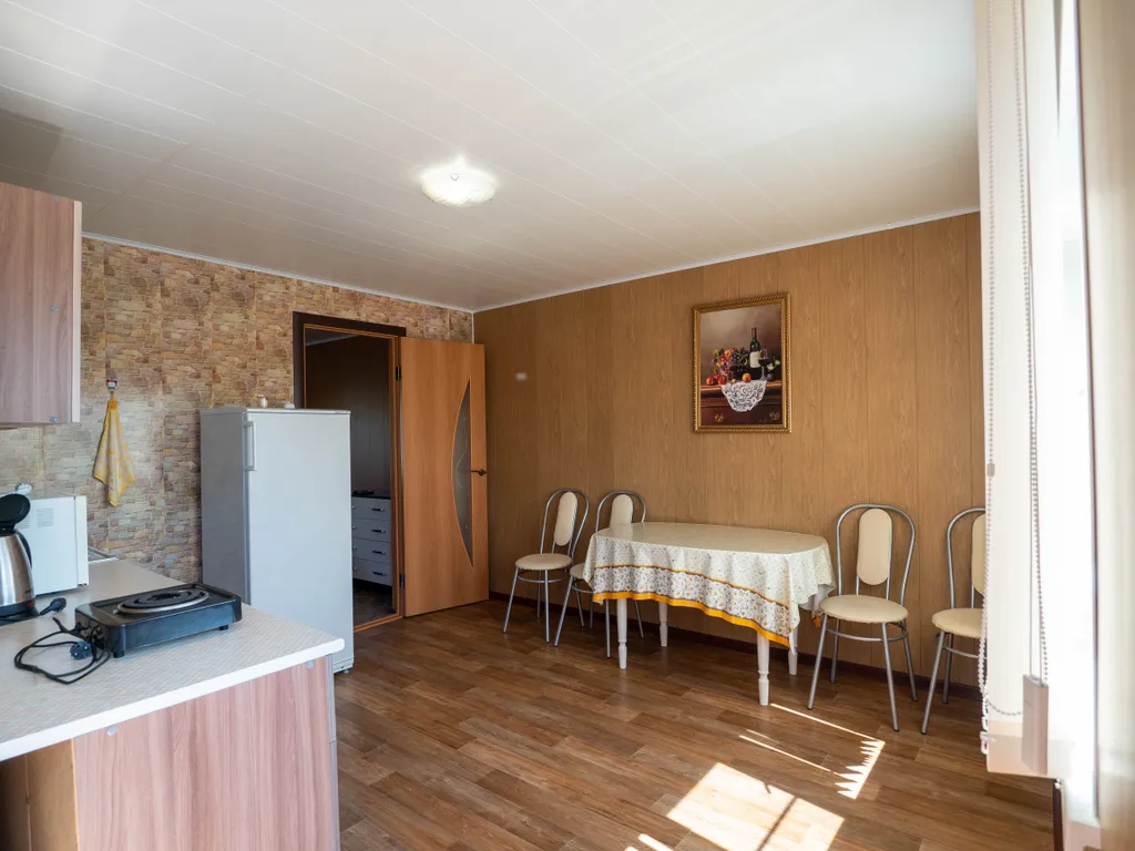 Уютрый домик в глубине сада