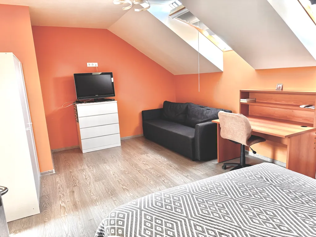 Райская мансарда с балконом на море: простор, комфорт и уют