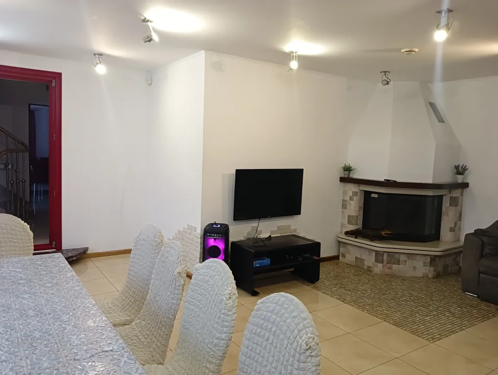 4-комнатный Дом