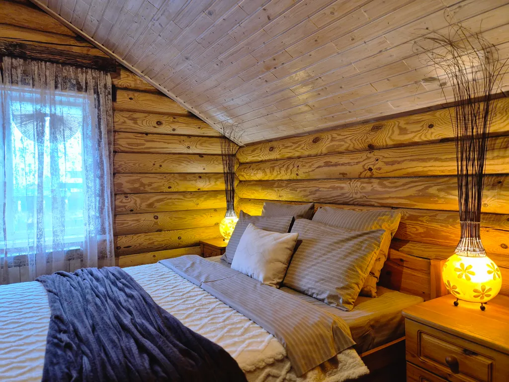 Уютный дом с бильярдом и сауной на побережье водохранилища