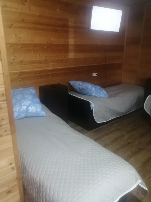 Коттедж Гостевой домик — Красный