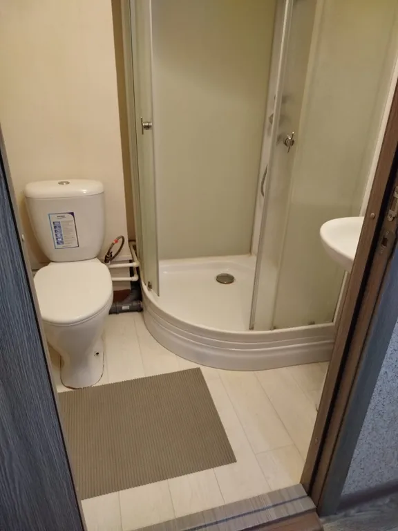 Уютная квартира в новом доме на первом этаже с балконом