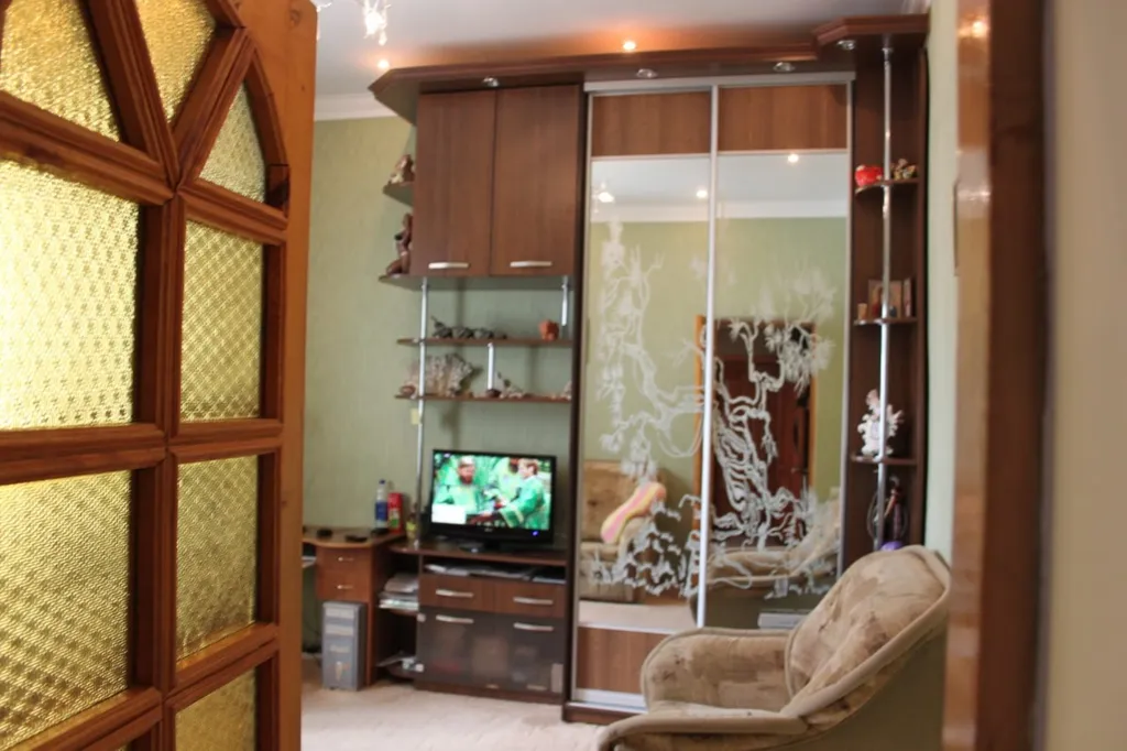 Частный дом с отдельным  двором