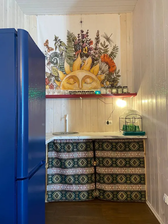 Дом у берёзы с баней в тихом месте возле леса и реки