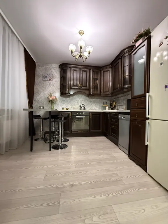 Уютная двухкомнатная квартира — аренда посуточно в Оренбург