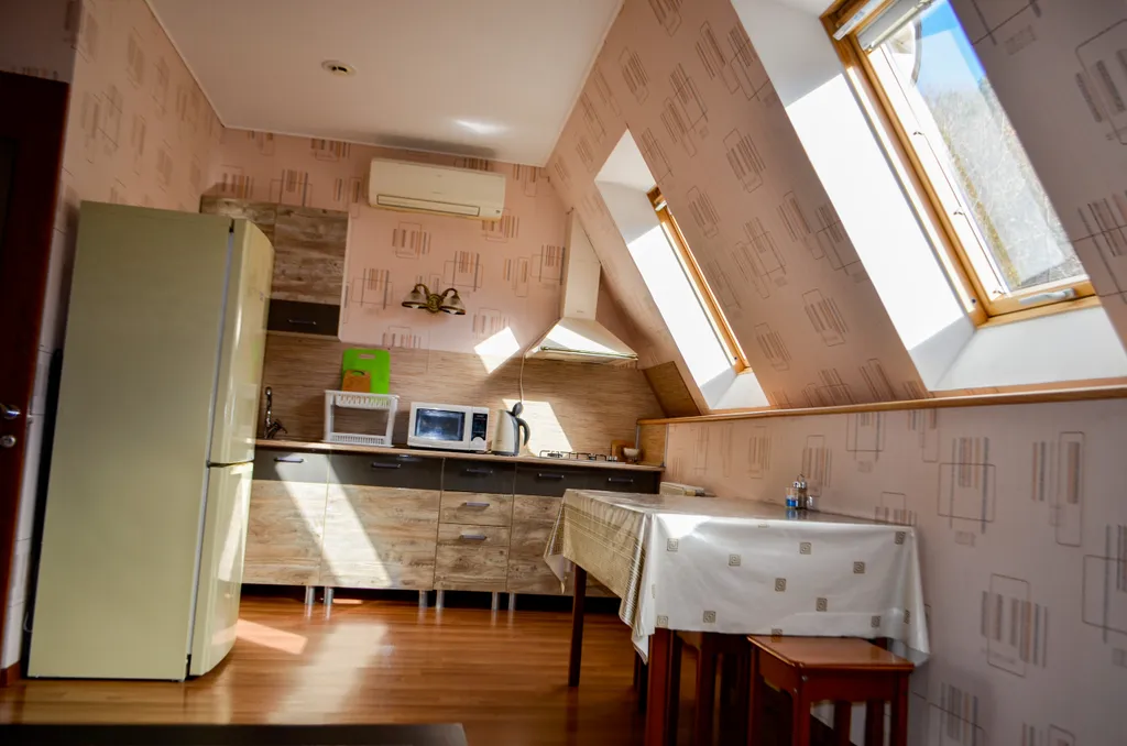 Апартаменты с балконом №12