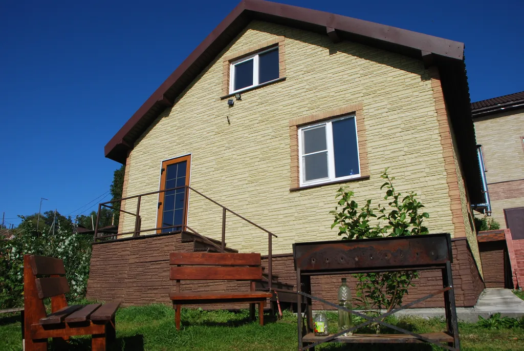 Уютный дом с видом на море