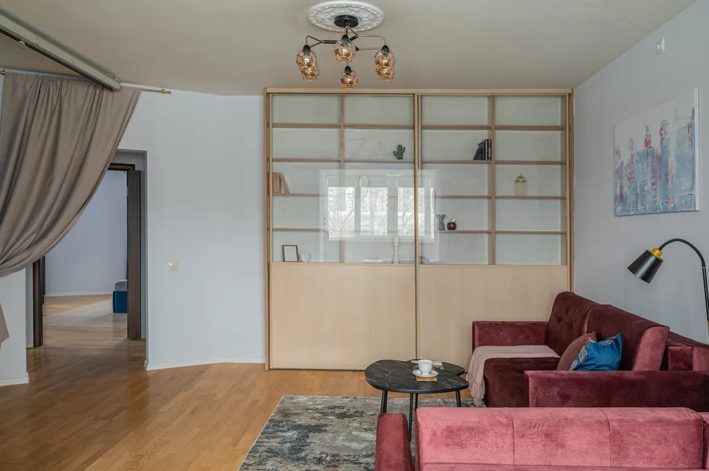 Шикарная 3-комнатная квартира с дизайнерским ремонтом в центре